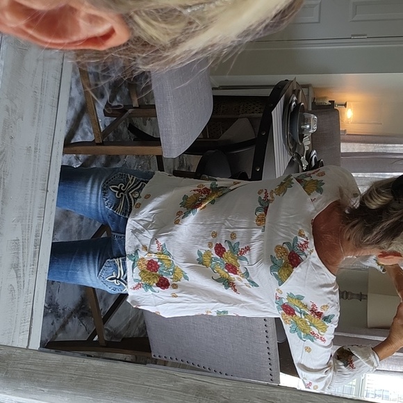 Coco + Jameison - Picture 4 of 10